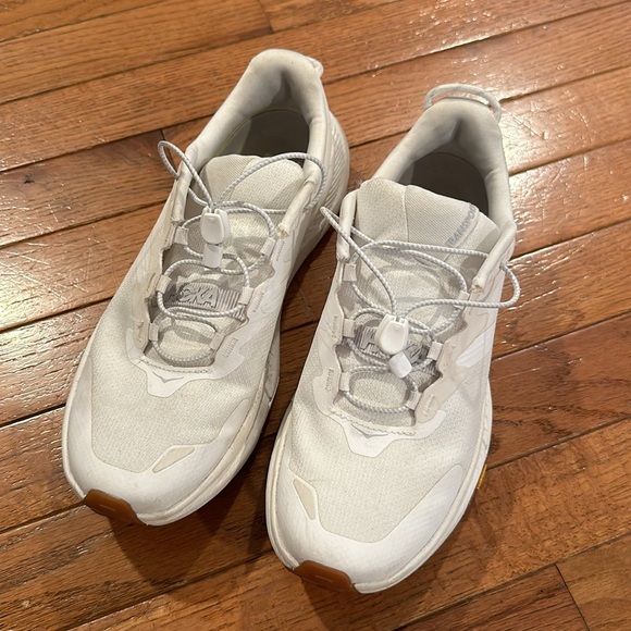 Women’s Hoka Transport Lifestyle shoes. Size 7.5 B - Picture 8 of 10